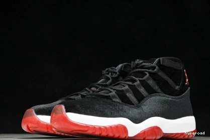 Hyperoad Air Velvet” “Bred 11 Jordan 0709